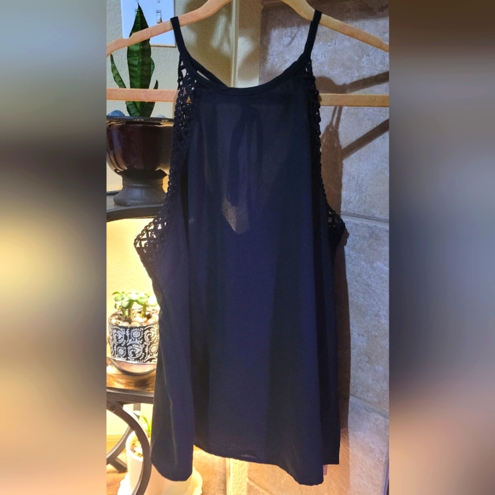 Elegant Black Chrochet Trim